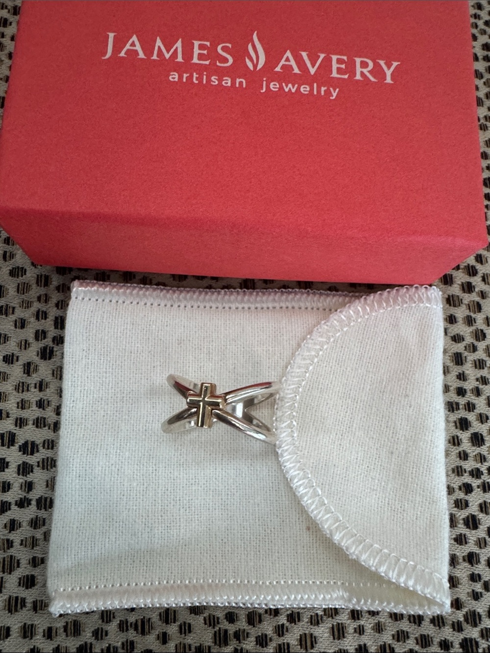 James Avery Silver Cross of Faith SS/BZ ring 7.5